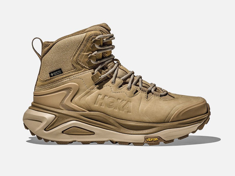 BOTAS BOTINETAS OUTDOOR ESQUI SKY SNOW NIEVE TENDENCIAS OTOÑO INVIENRO 2026 SERMA 15619ddb9c9-67a3-427f-bcd4-3bf84899.jpg Men’s outdoor footwear with mid shafts and high-traction soles