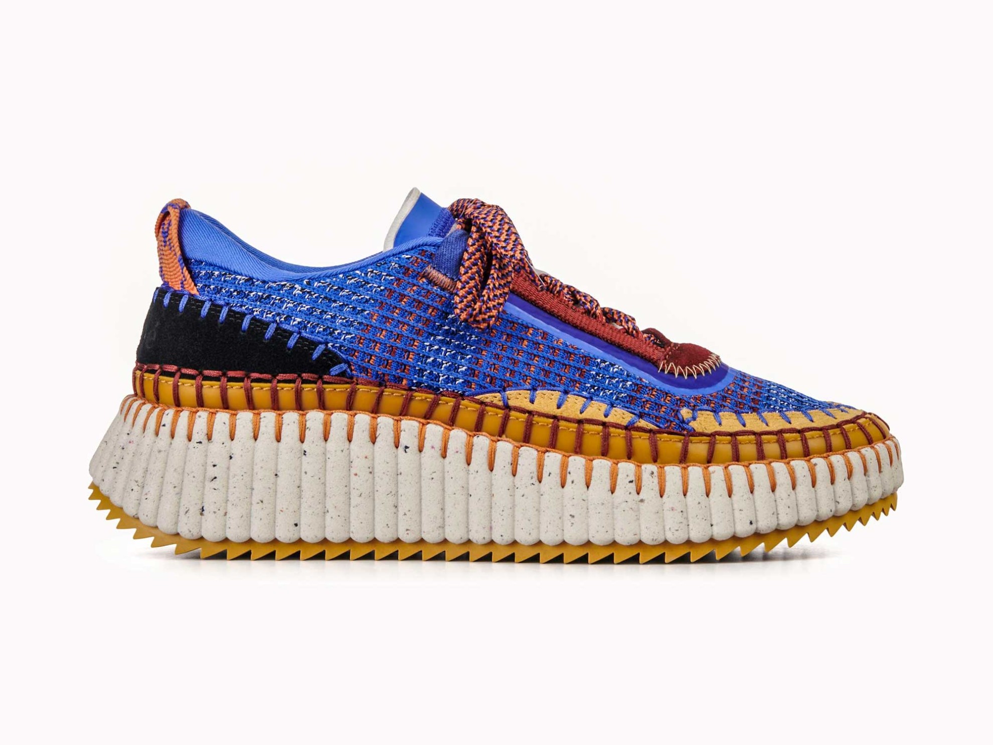 Lanzamiento: Las llamativas sneakers multicolores de CHLOÉ