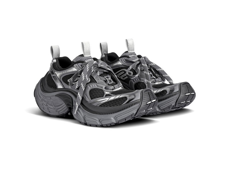 Las 6XL Superchunky de BALENCIAGA marcan la continuidad del estilo “pesado”