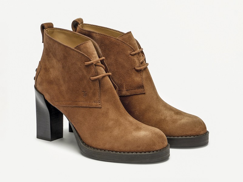 High lace-up booties