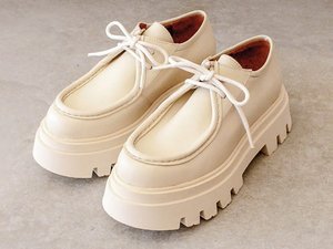 CALZADO-ZAPATO-MUJER-BAJOS-CERRADOS-MODA-FOOTWEAR-SHOES-WOMAN-FASHION-SERMA-tycoon-ivory-loafers-alohas-6212.jpg