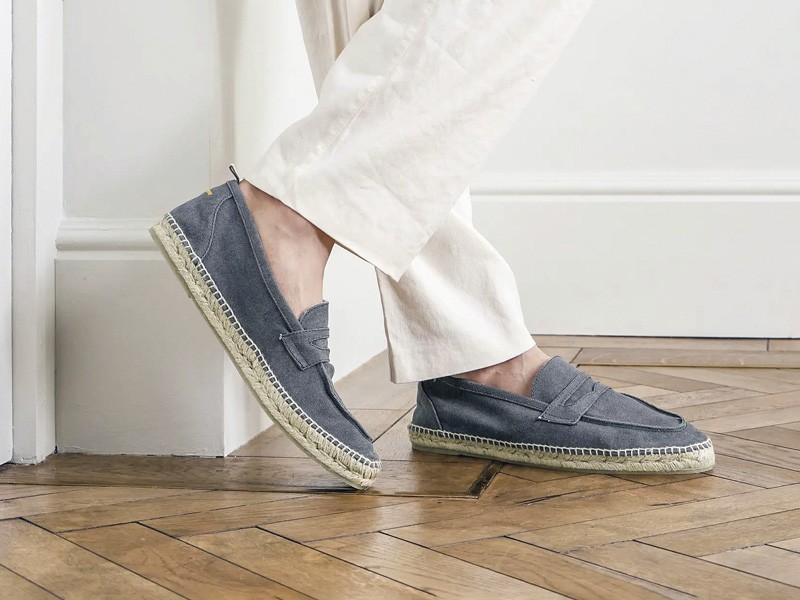 Mocasines sport actualizan suelas, color y capelladas blandas