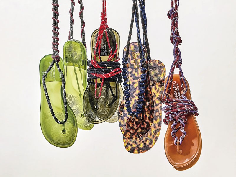 Beach flip-flops build identity through color and flat soles