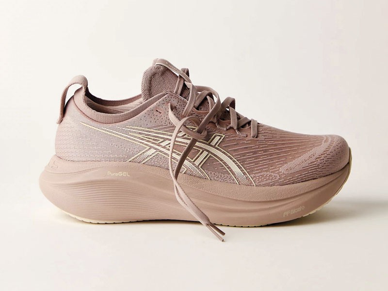 Chunky sneakers