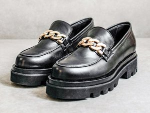CALZADO-ZAPATO-MUJER-MOCASINES-MODA-FOOTWEAR-SHOES-WOMAN-FASHION-SERMA-track-total-black-boots-alohas-9.jpg