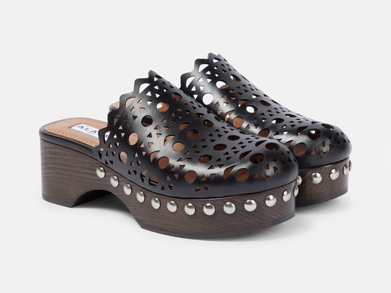 ¡Más fashion que nunca! Los zuecos se renuevan y copan el verano 