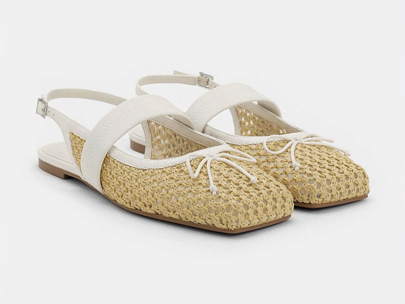 Flat slingback shoes