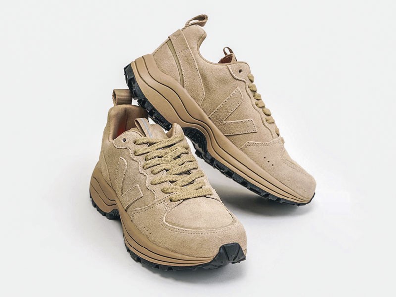 Urban sports sneakers