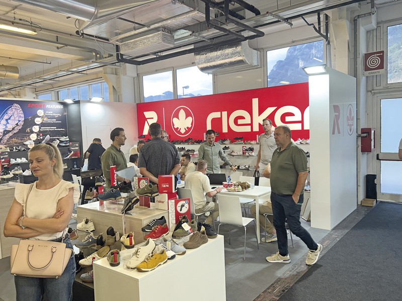 EXPO RIVA SCHUH established itself as the largest global meeting point for footwear and manufactured goods