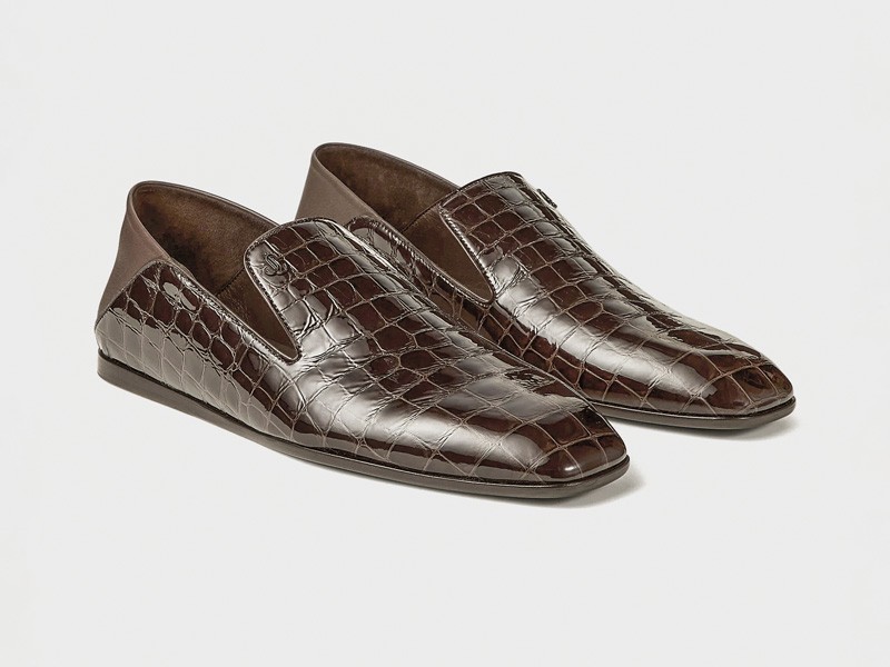 LISOS SPORT TENDENCIA CALZADO TEMPORADA OTOÑO INVIERNO 2027 SERMA 159 ELIOTSLIPPERMCBH_051486_ANGLE_vg842.jpg El slip-on masculino combina frentes limpios y contrastes de superficie