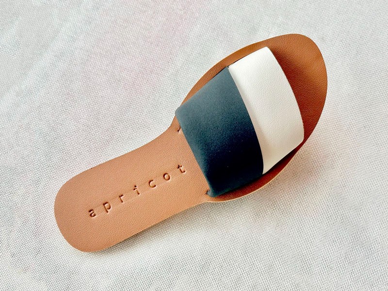 Chanclas minimalistas APRICOT: Confortables y elegantes