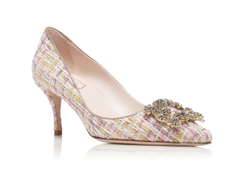 Closed high-heeled shoes