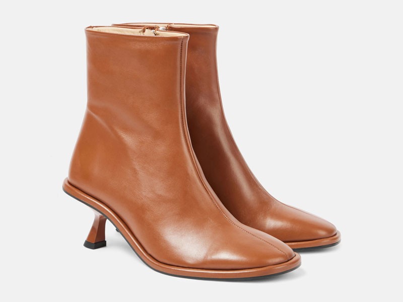 TOMATO CREAM: The favorite color for next Winter