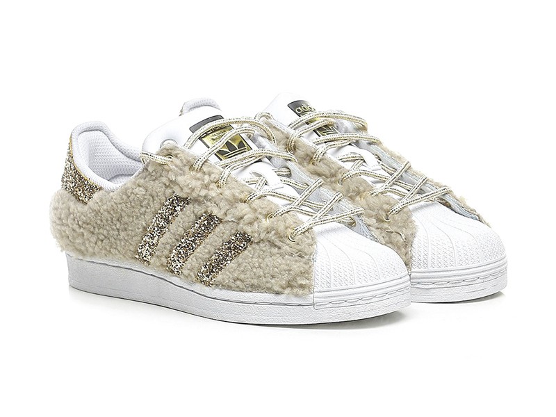 Sneakers clásicas: De inspiración retro, pero actualizadas