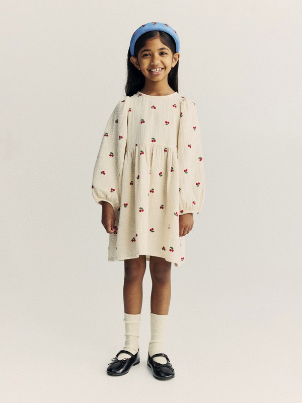 BOTAS BOTINETAS NIÑO NIÑA INFANTES TENDENCIAS OTOÑO INVIENRO 2026 SERMA 156 2382ecdfdc048552fe26f57c56ec9e509479142c.jpg Kids shoes with bows, mary janes, and urban loafers