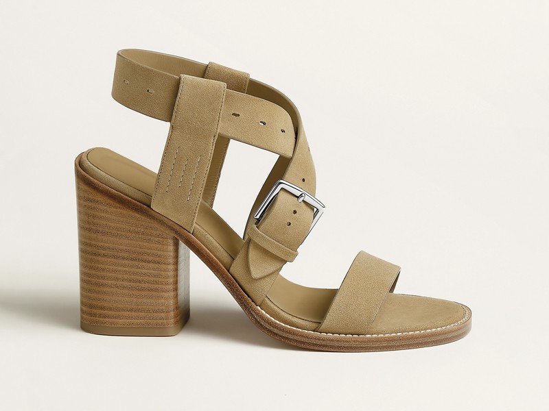 Earth and blue tones differentiate high-heeled sandals