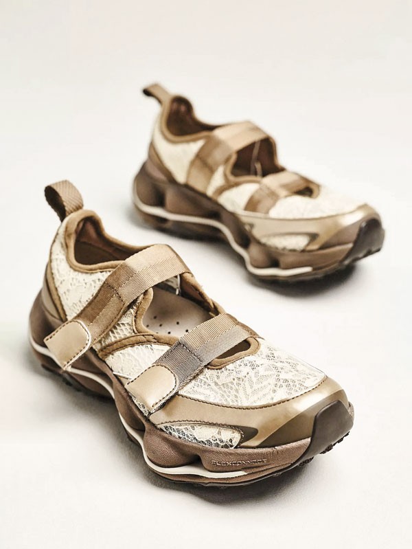 SNEAKERS FASHION ZAPA ZAPATILLA MUJER CALZADO TENDENCIA PRIMAVERA VERNAO 2026 2027 SERMA167103835526_014_b.jpg Sneakers fashion combinan recortes, cordones y suelas onduladas