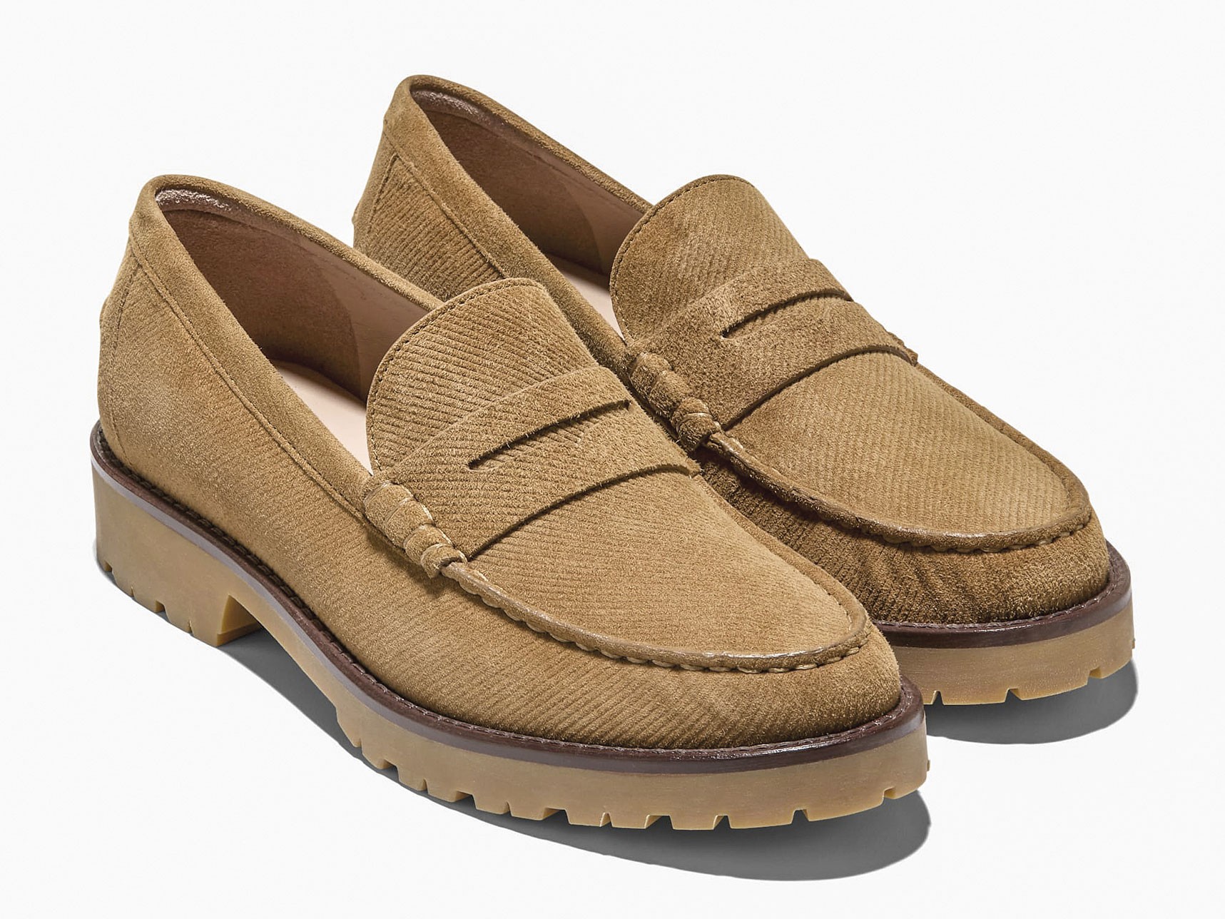 Women’s moccasins 2026 with shearling texture