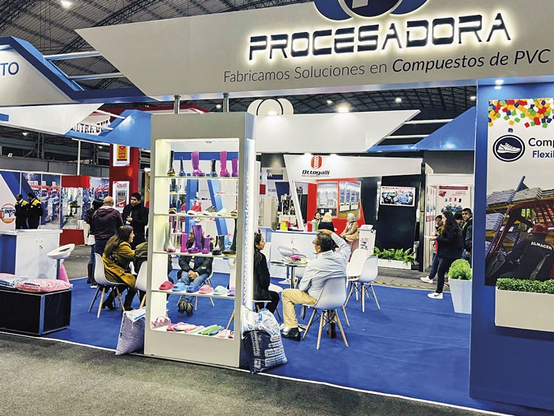 Empresas locales y extranjeras conforman una voluminosa oferta de materiales, componentes y tecnología.