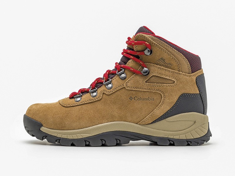 Botas outdoor con ADN trekking para ciudad