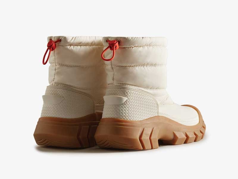 HUNTER snow boots also burst into urban fashion