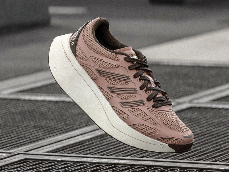 Urban chunky sneakers with technical paneling and high-volume soles