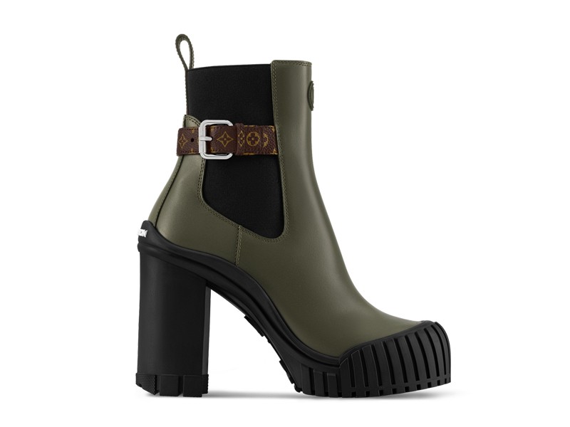 Tacón bloque alto para la botineta verde militar de LOUIS VUITTON