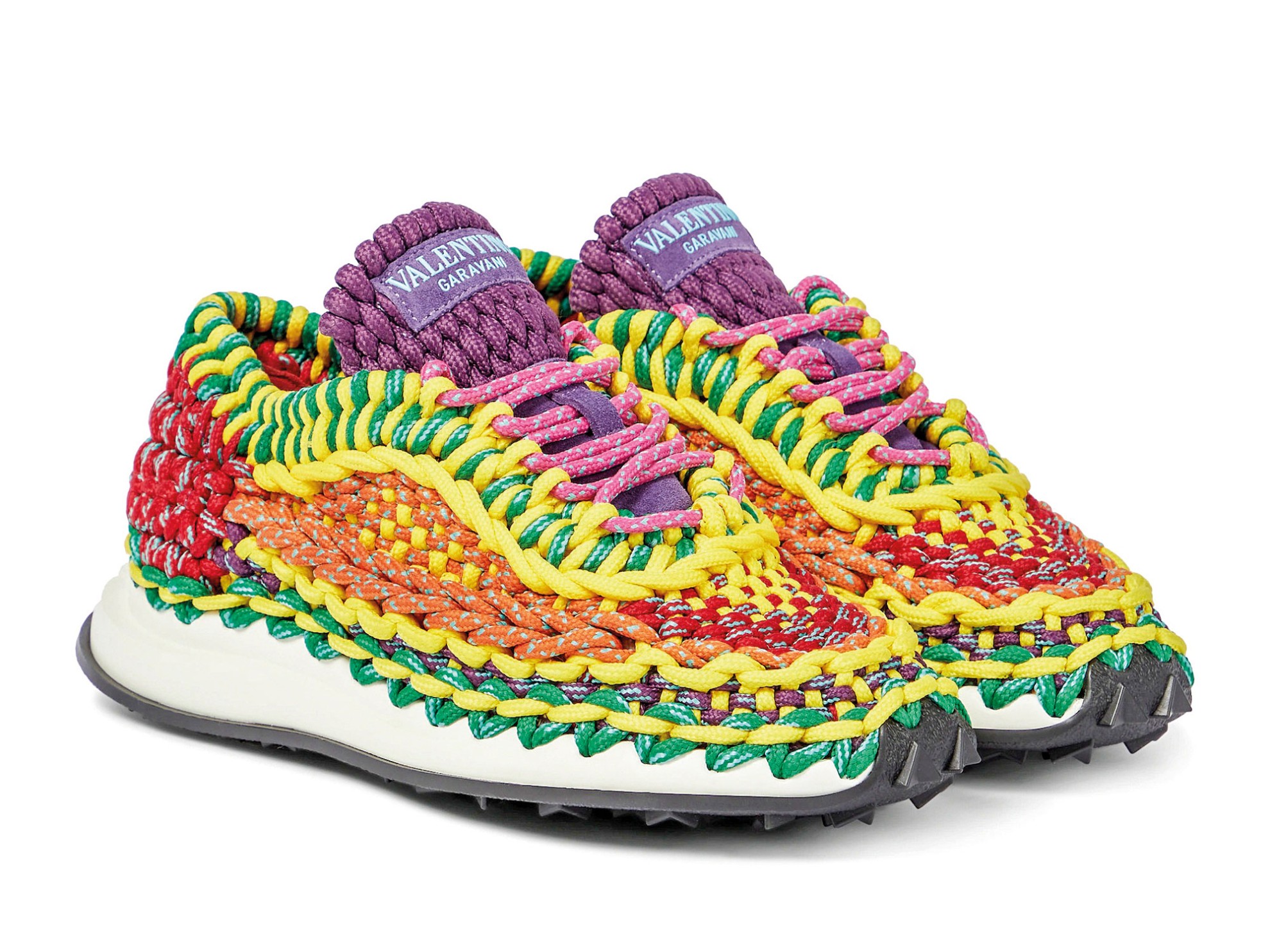 Sneakers clásicas:  En la búsqueda por diferenciarse