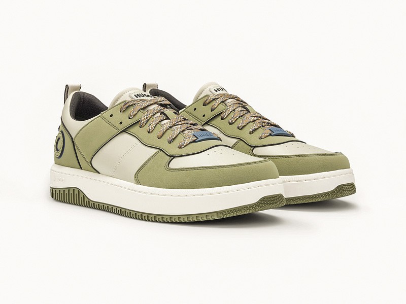 Men’s sneakers strengthen greens, gum soles and low profiles