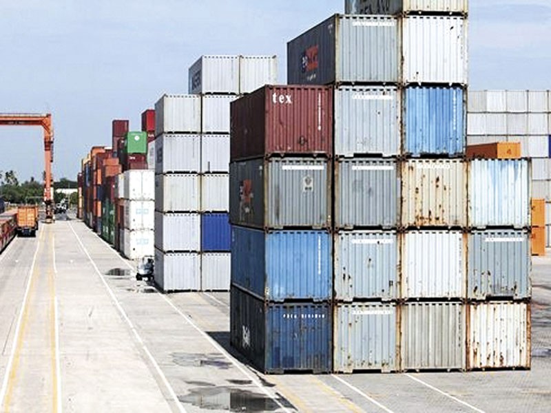 Mientras los despachos de cueros aumentan, la baja en las importaciones de calzados sigue siendo pronunciada.