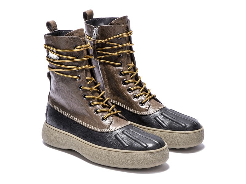 Lace-up casual booties