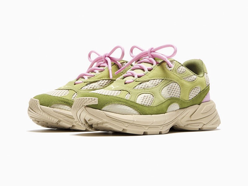 Chunky sneakers