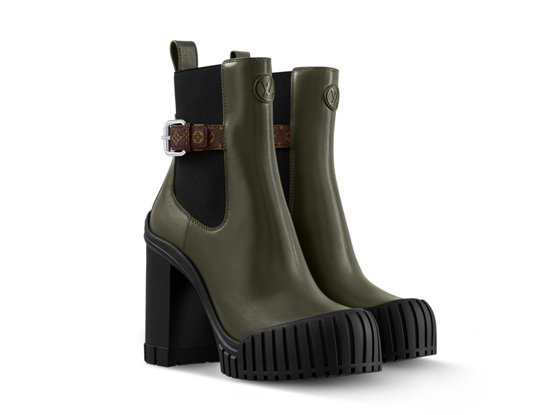 Tacón bloque alto para la botineta verde militar de LOUIS VUITTON