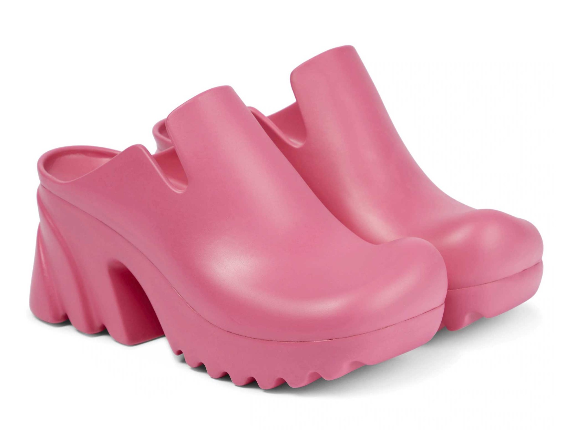 Chanclas, chinelas y zuecos inyectados. Causas de éxito