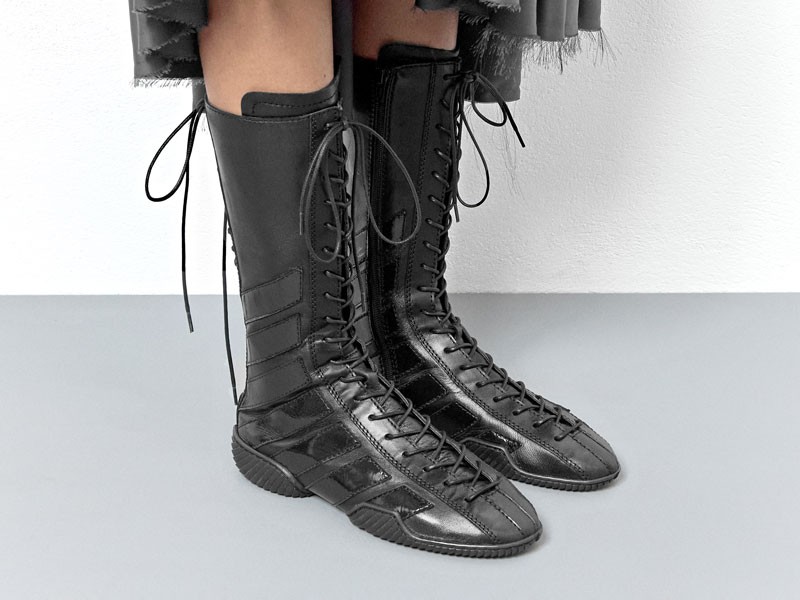 BOTAS SNEAKERS. Híbridos que definen  el Street Style invernal