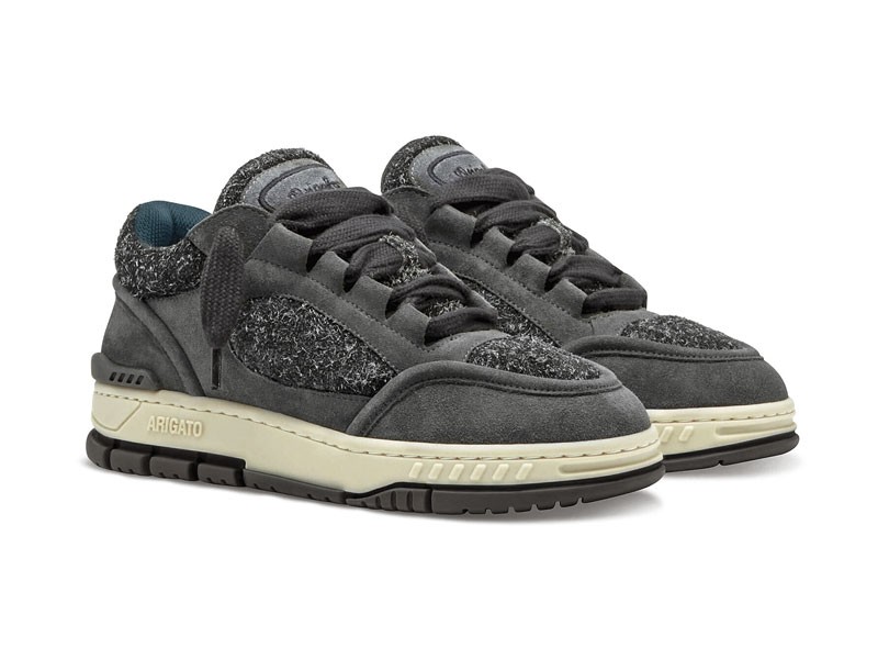 Urban sports sneakers