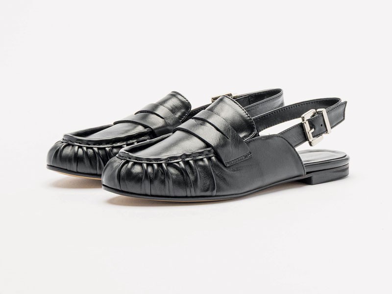 DESTALONADOS BAJOS SLINGBACK MUJER CALZADO TENDENCIA PRIMAVERA VERNAO 2026 2027 SERMA1671772466177_a56e637446ab4174dabb5e70e8f6e04f.jpg Women’s slingbacks refine toes, shine and open heels
