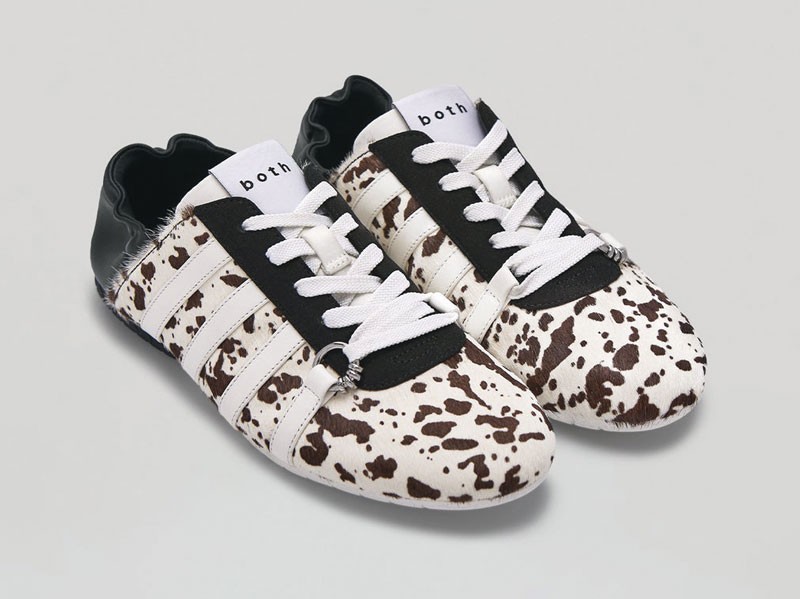 Classic sneakers: retro futsal