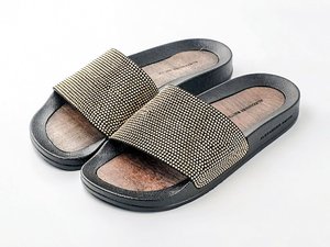 CALZADO-ZAPATO-MUJER-CHANCLA-MODA-FOOTWEAR-SHOES-WOMAN-FASHION-SERMA-smi-1.jpg
