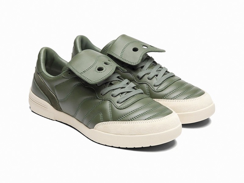 SNEAKERS RETRO FUTSAL MUJER TENDENCIA OTOÑO INVIERNO 2026 CALZADO SERMA156 S70914-13_2.jpg Retro futsal-inspired footwear as urban sneakers